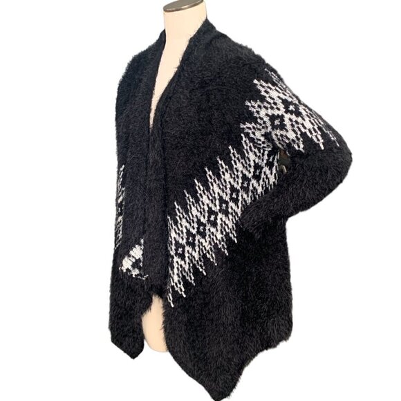 Panhandle Fuzzy Soft Southwestern Open Cardigan Sweater Sz M Black 106H - Picture 3 of 7